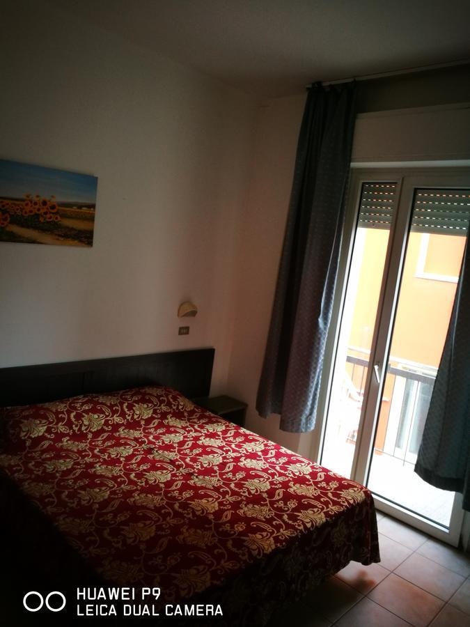 Hotel Riviera Rimini Dış mekan fotoğraf