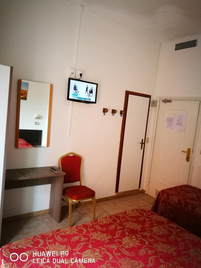 Hotel Riviera Rimini Dış mekan fotoğraf